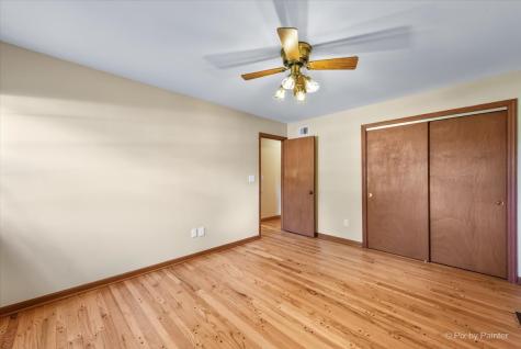 977 Lindenwood Drive Aurora IL 60506