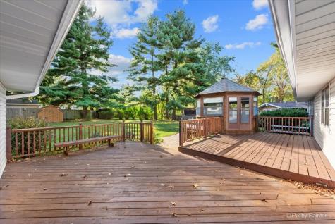 977 Lindenwood Drive Aurora IL 60506