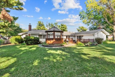 977 Lindenwood Drive Aurora IL 60506