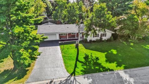 977 Lindenwood Drive Aurora IL 60506