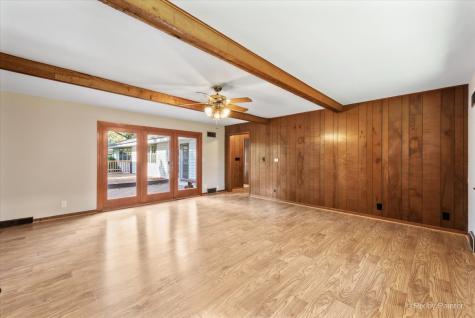 977 Lindenwood Drive Aurora IL 60506