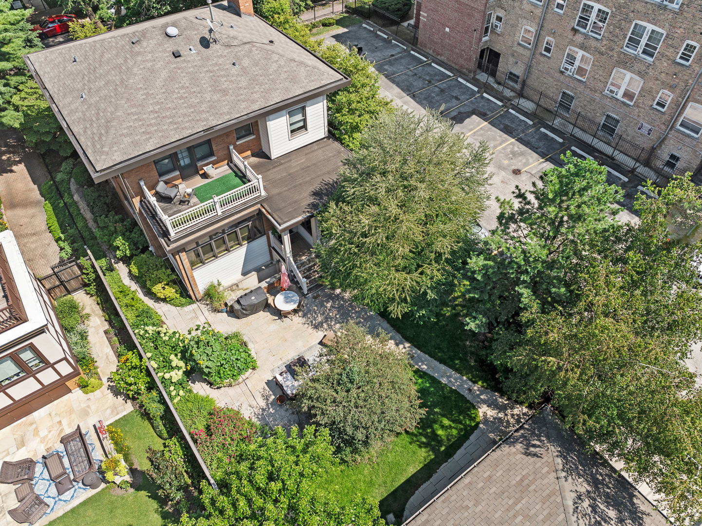 4538 North Malden Street Chicago IL 60640