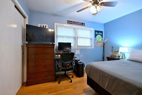 6524 North Oshkosh Avenue Chicago IL 60631