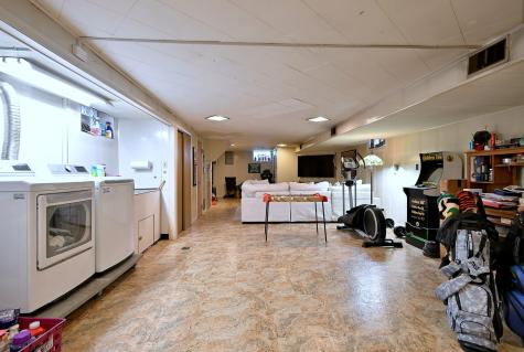 6524 North Oshkosh Avenue Chicago IL 60631