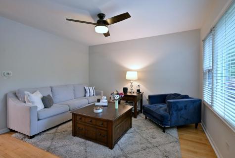 6524 North Oshkosh Avenue Chicago IL 60631