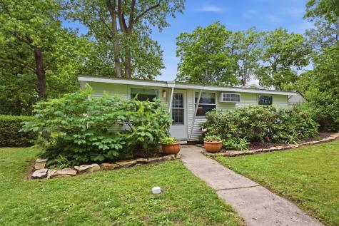 108 Shorts Drive Neoga IL 62447