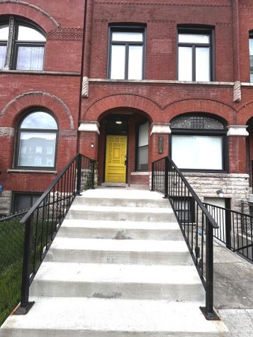 4114 South Ellis Avenue Chicago IL 60653