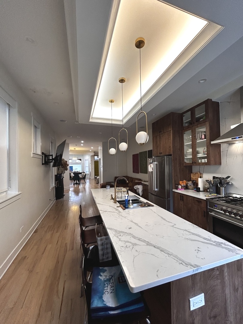 4114 South Ellis Avenue Chicago IL 60653