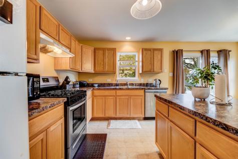 1114 Kylemore Court Joliet IL 60431