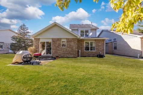 1114 Kylemore Court Joliet IL 60431