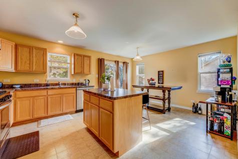 1114 Kylemore Court Joliet IL 60431
