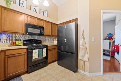 3020 Hoffman Street Plano IL 60545