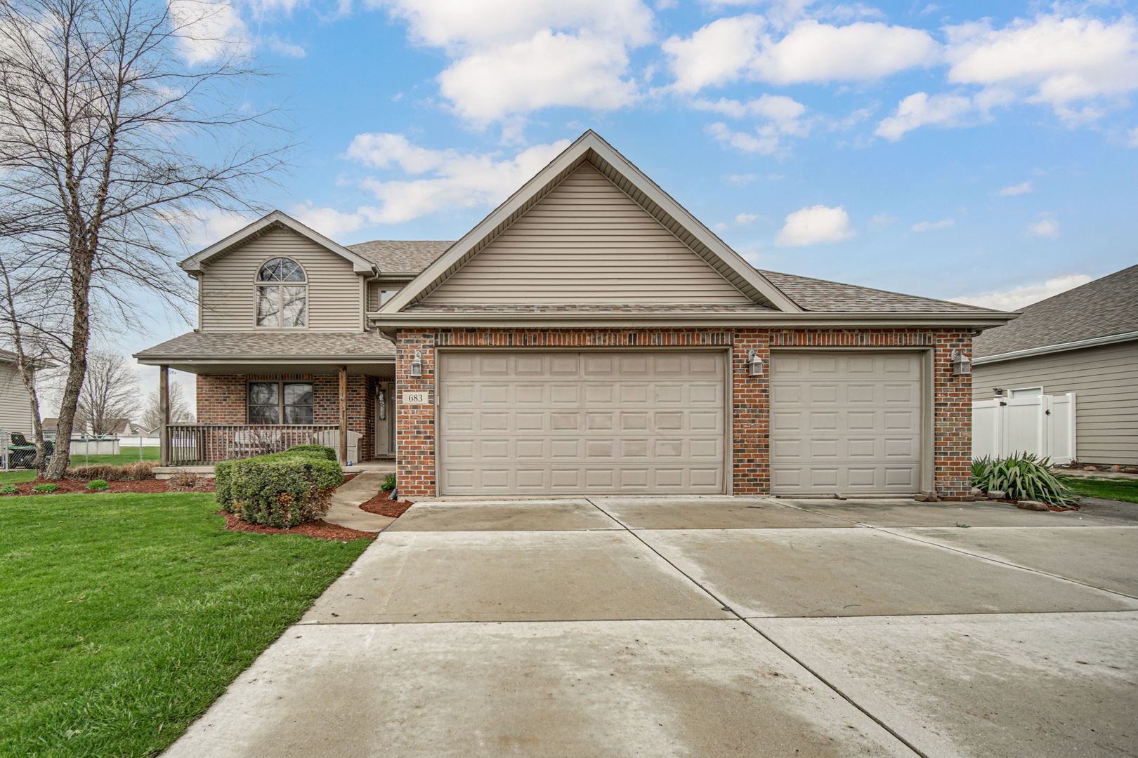 683 Sandburg Drive Manteno IL 60950