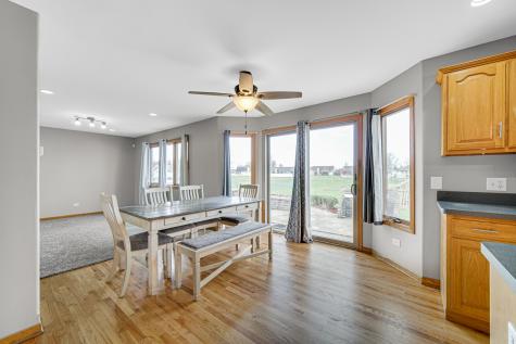 683 Sandburg Drive Manteno IL 60950