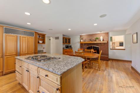 1380 Valley Road Bannockburn IL 60015