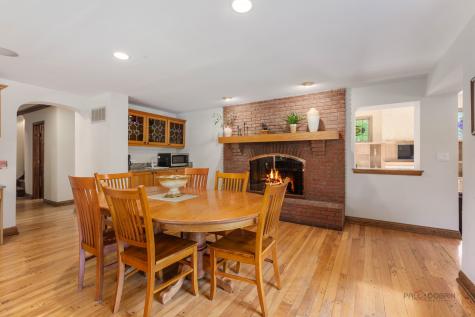 1380 Valley Road Bannockburn IL 60015