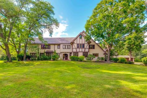 1380 Valley Road Bannockburn IL 60015