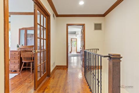 1380 Valley Road Bannockburn IL 60015