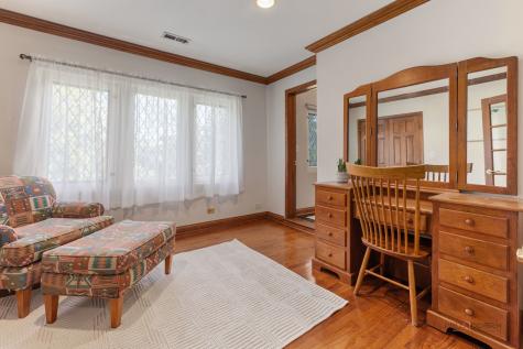 1380 Valley Road Bannockburn IL 60015