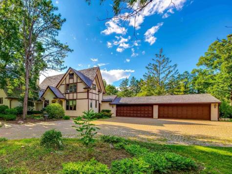 1380 Valley Road Bannockburn IL 60015