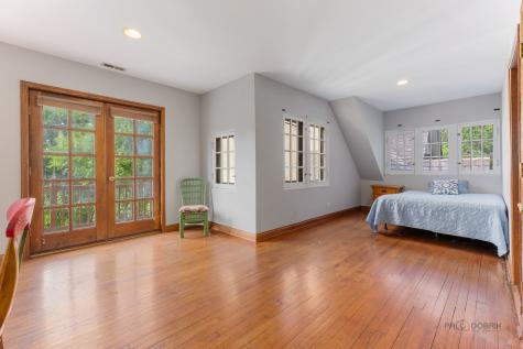 1380 Valley Road Bannockburn IL 60015