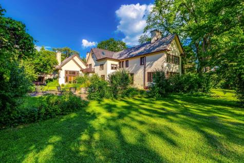 1380 Valley Road Bannockburn IL 60015