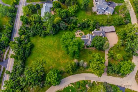 1380 Valley Road Bannockburn IL 60015