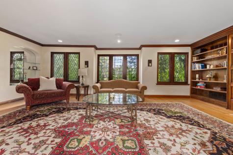 1380 Valley Road Bannockburn IL 60015