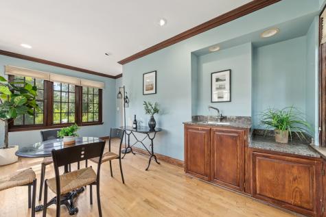 1380 Valley Road Bannockburn IL 60015