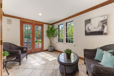 1380 Valley Road Bannockburn IL 60015