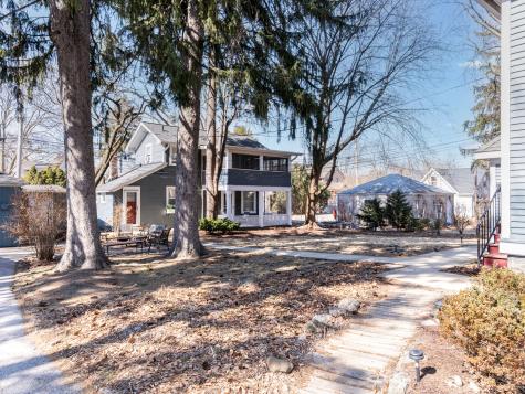 133 North Brainard Street Naperville IL 60540