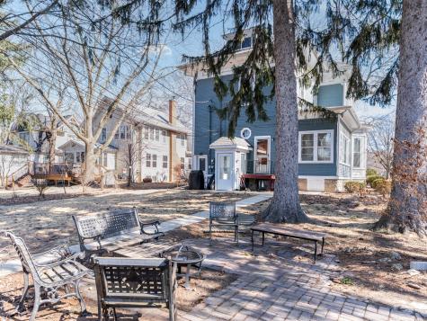 133 North Brainard Street Naperville IL 60540
