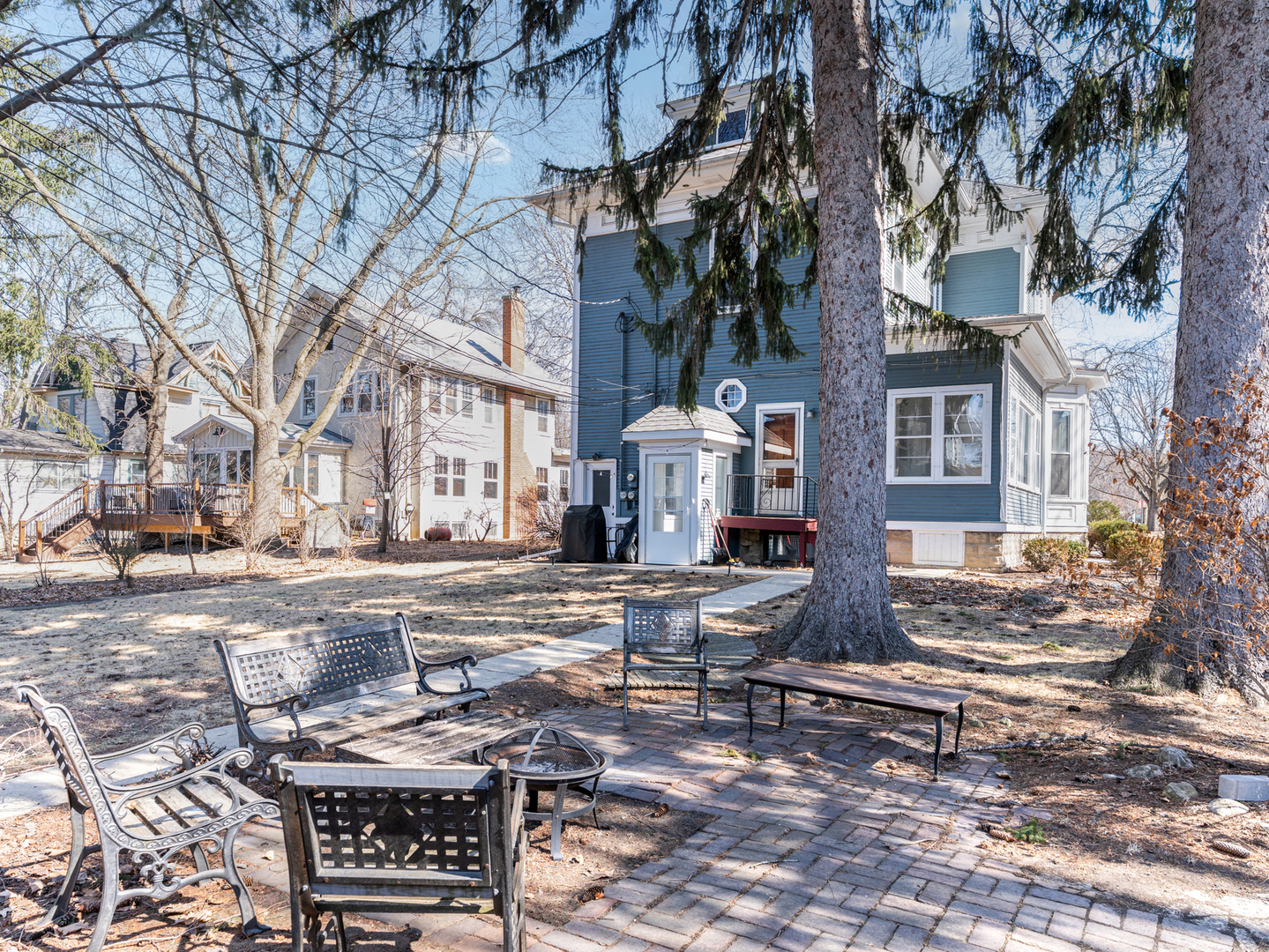 133 North Brainard Street Naperville IL 60540