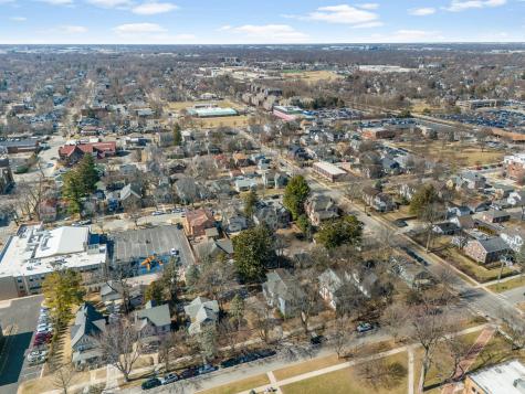 133 North Brainard Street Naperville IL 60540