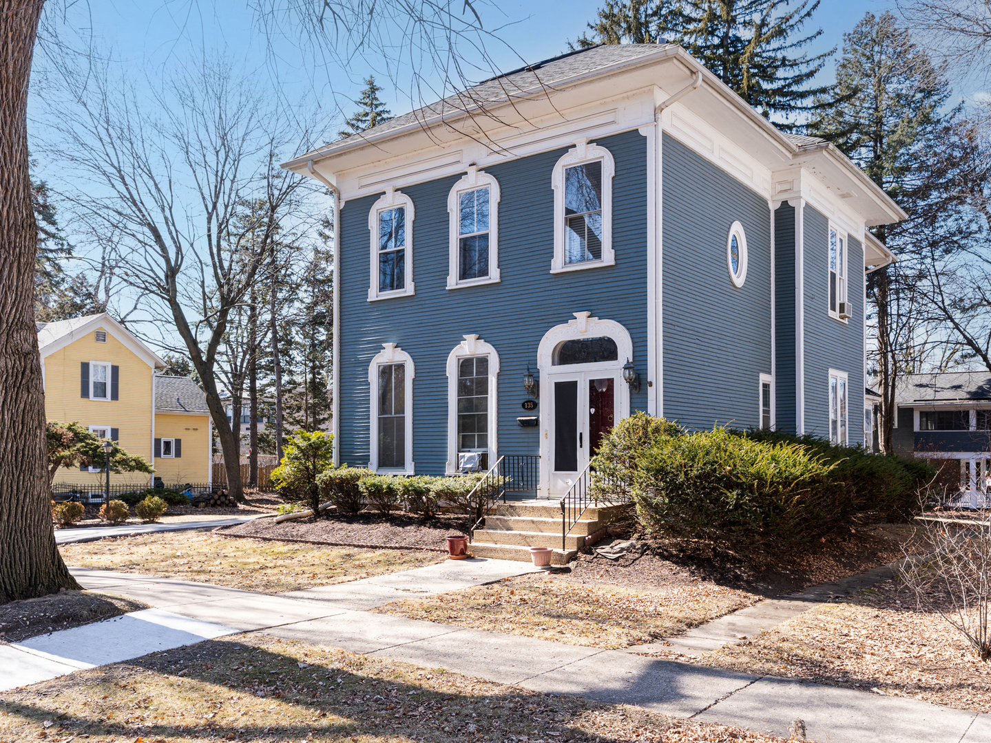 133 North Brainard Street Naperville IL 60540
