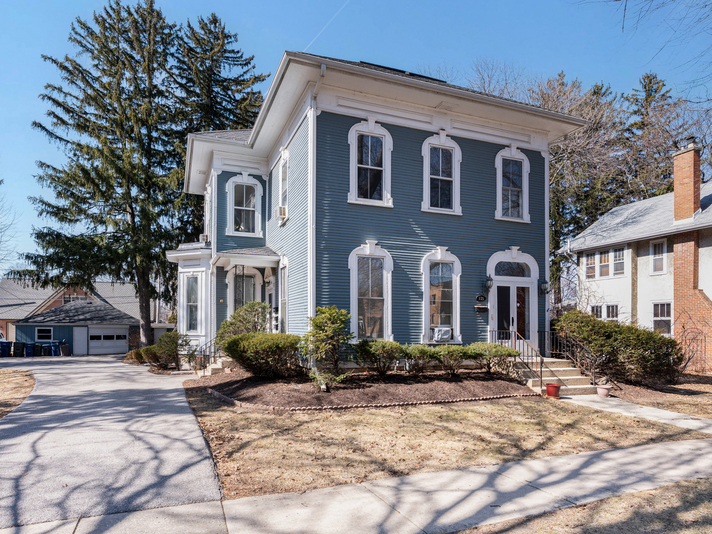 133 North Brainard Street Naperville IL 60540
