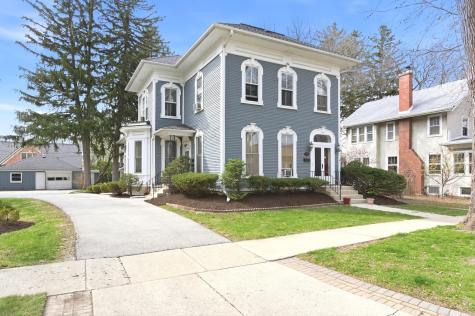 133 North Brainard Street Naperville IL 60540