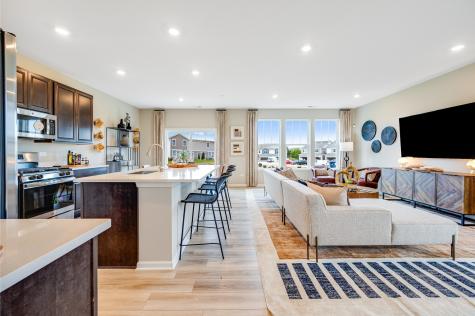 1251 Glenmont Street Algonquin IL 60102