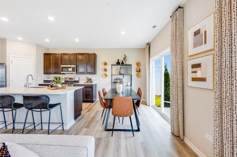 1251 Glenmont Street Algonquin IL 60102