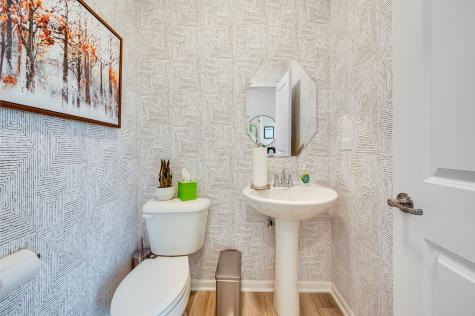 1251 Glenmont Street Algonquin IL 60102