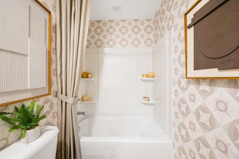 1251 Glenmont Street Algonquin IL 60102