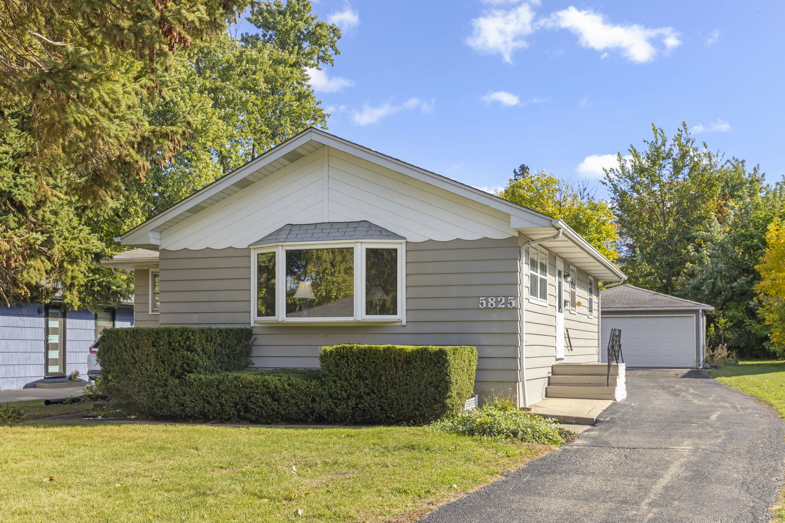 5825 Webster Street Downers Grove IL 60516