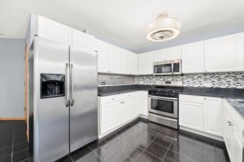 7124 168TH Street Tinley Park IL 60477