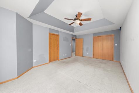7124 168TH Street Tinley Park IL 60477