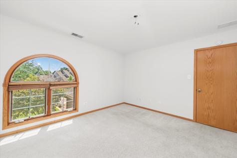 7124 168TH Street Tinley Park IL 60477