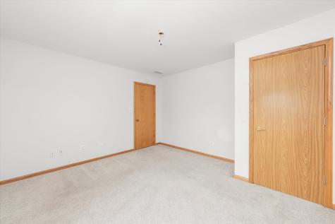 7124 168TH Street Tinley Park IL 60477