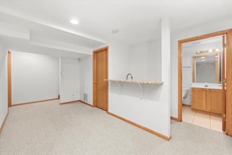7124 168TH Street Tinley Park IL 60477