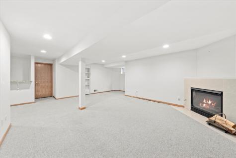 7124 168TH Street Tinley Park IL 60477