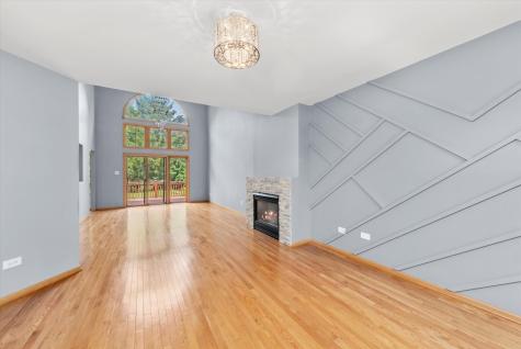 7124 168TH Street Tinley Park IL 60477