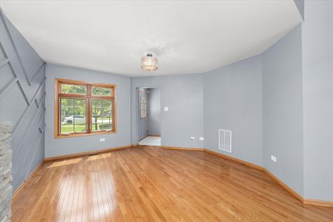 7124 168TH Street Tinley Park IL 60477